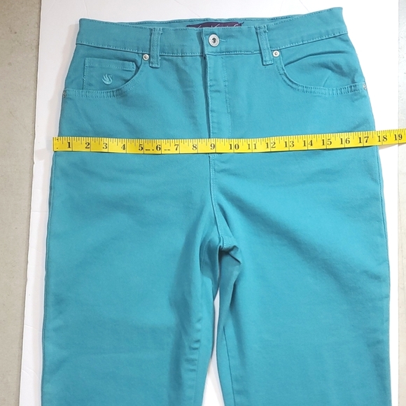 Gloria Vanderbilt Amanda size 8 Made in Egypt Excellent condition - Picture 1 of 13